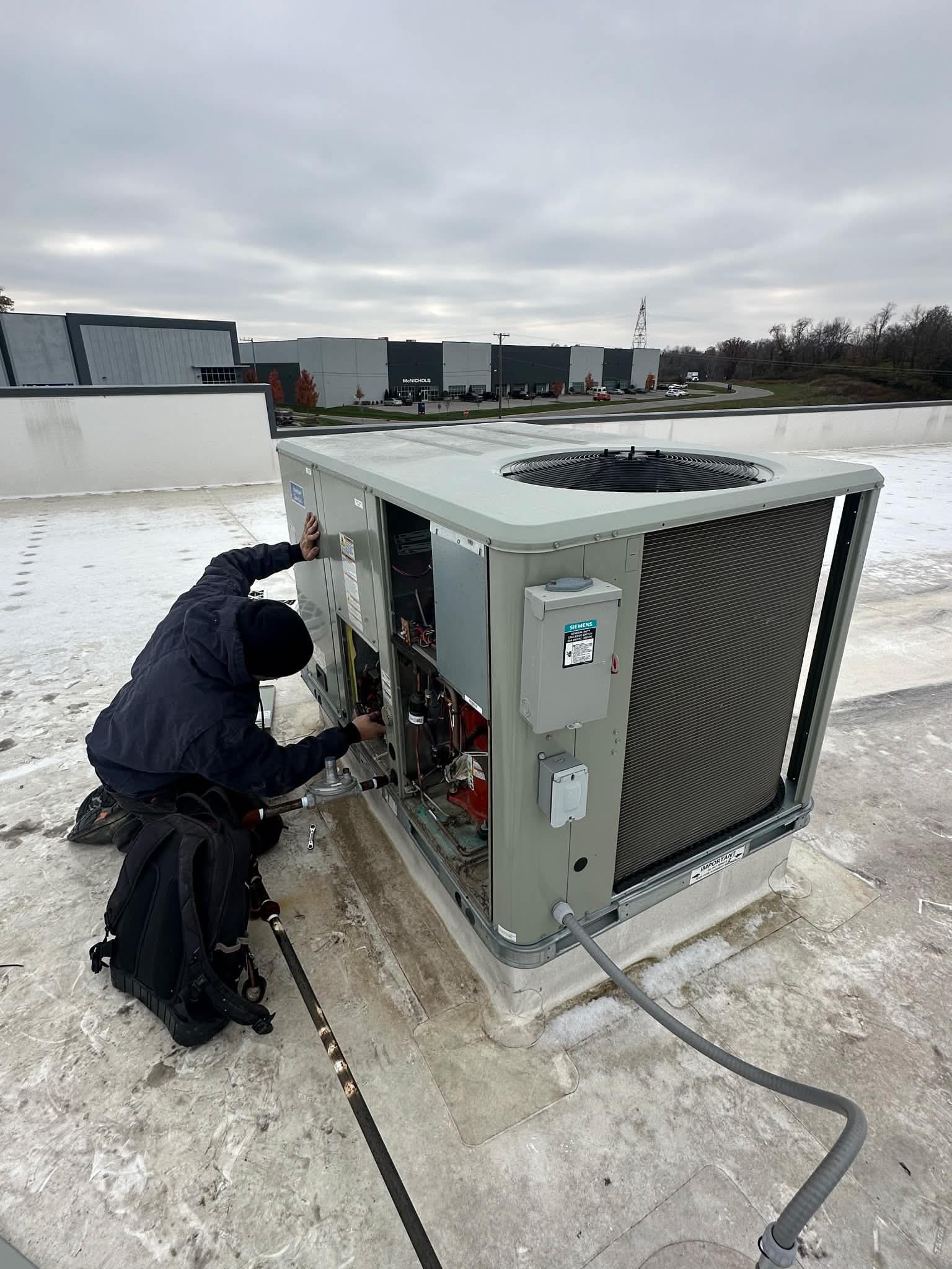 Commercial Rooftop Service